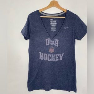 Ladie’s USA Hockey Nike Tee, Size L